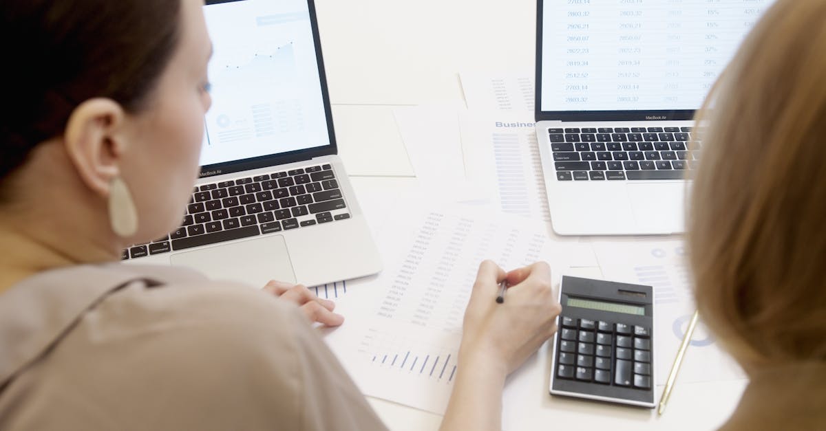 Loan vs lease calculator comparing total vehicle costs